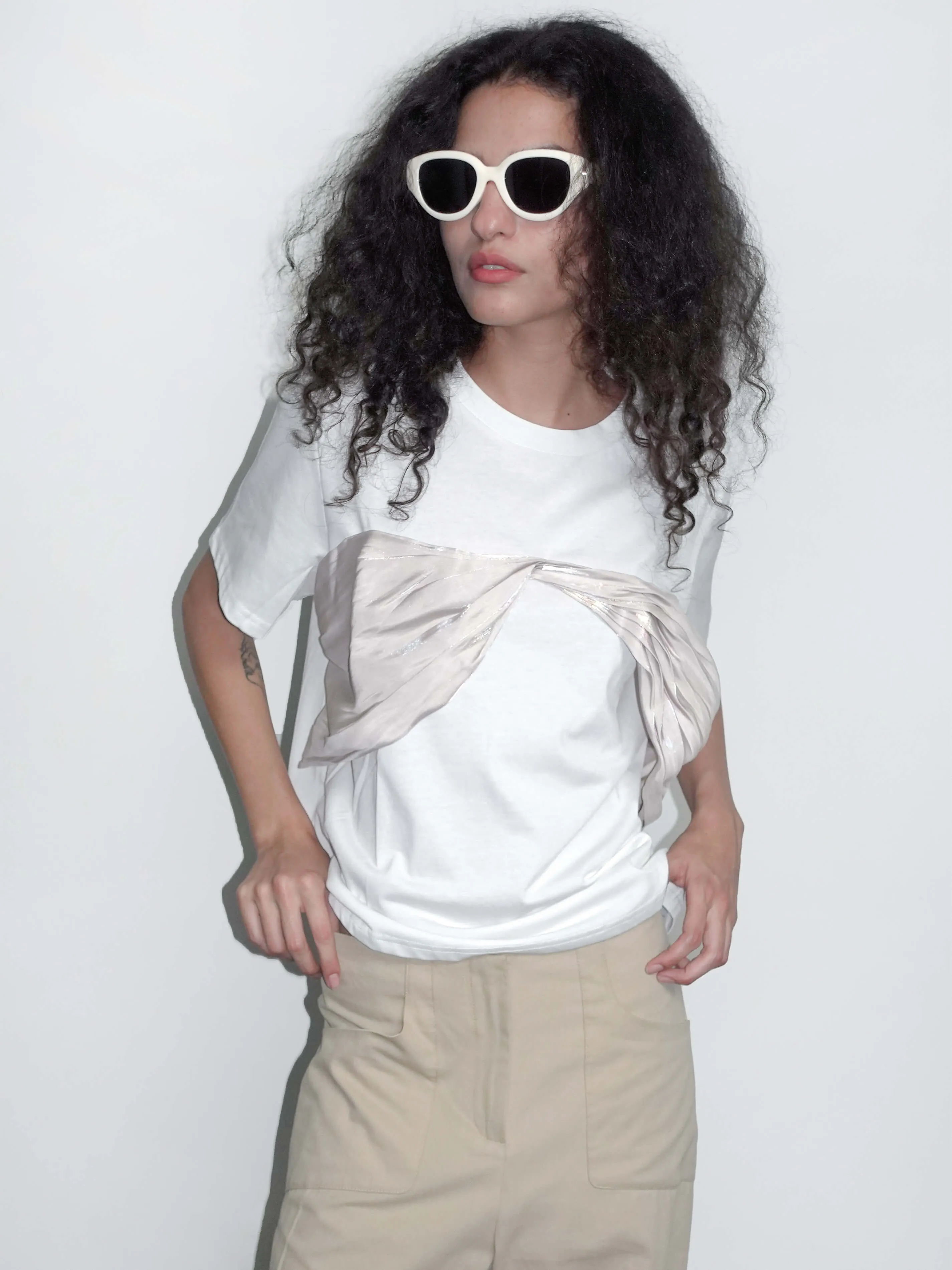 Contrast Color 3D Bow Casual T-shirt