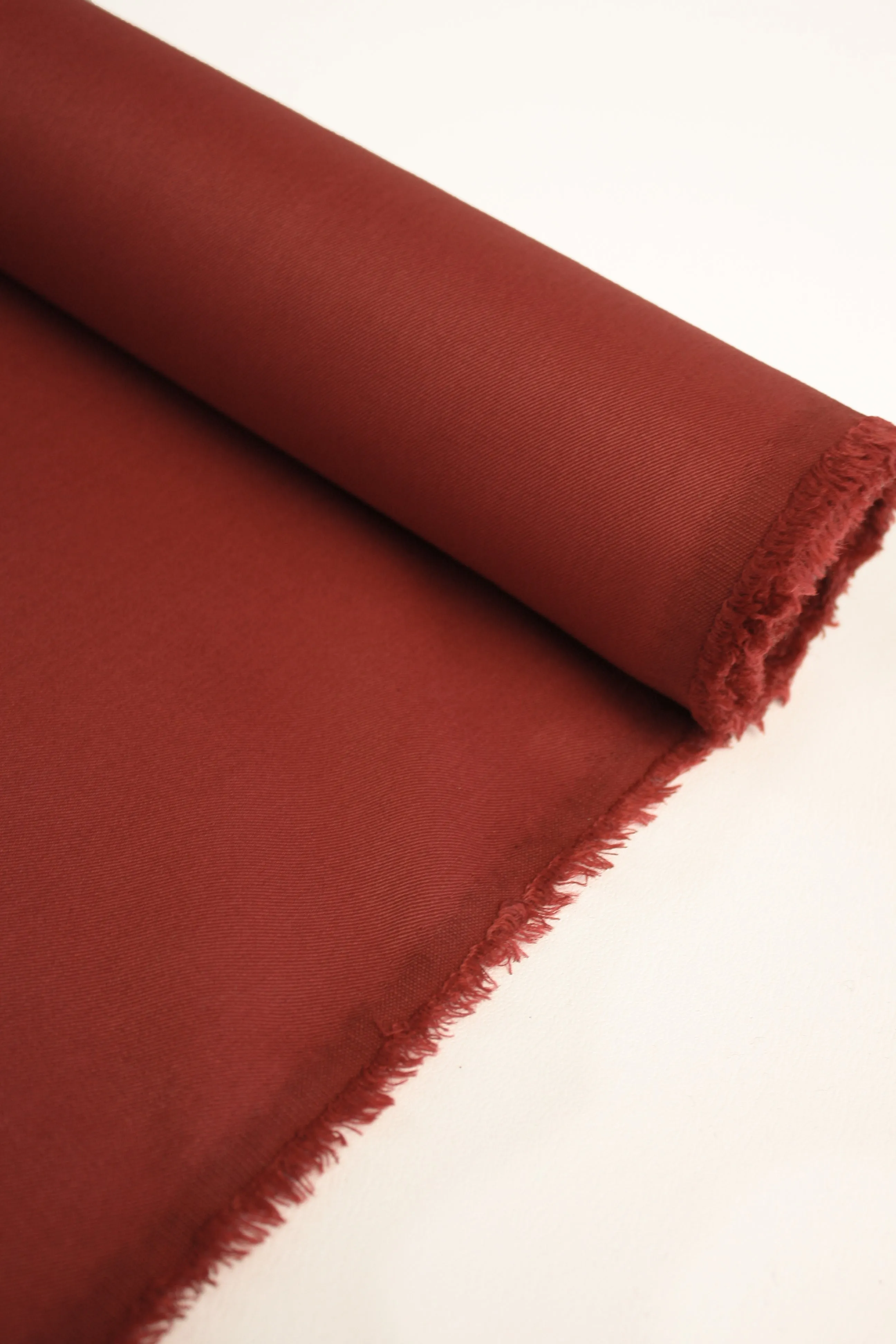Giuseppe - Wool Gabardine | Carmine