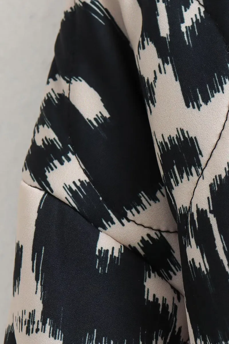 HCS1111 Abstract Allure Quilted Jacket Outerwear