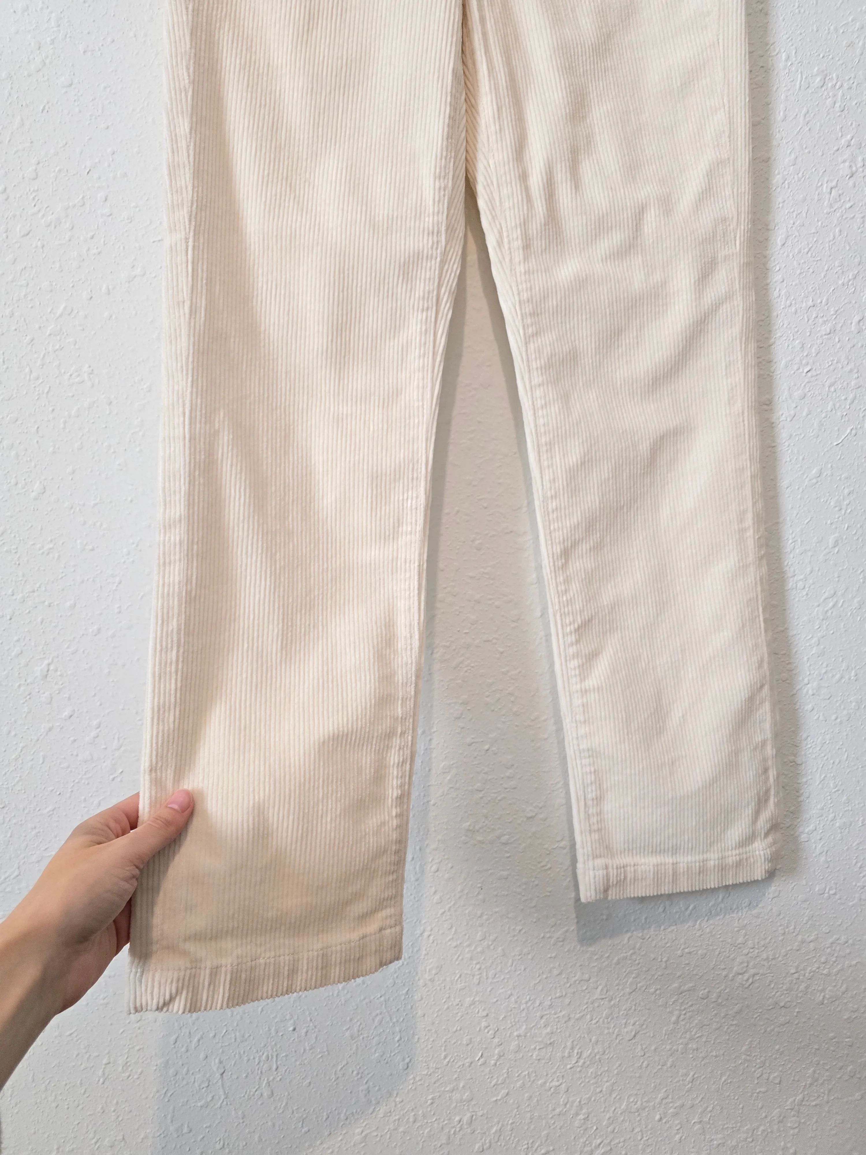 NEW Cream Cord Straight Pants (25/0)
