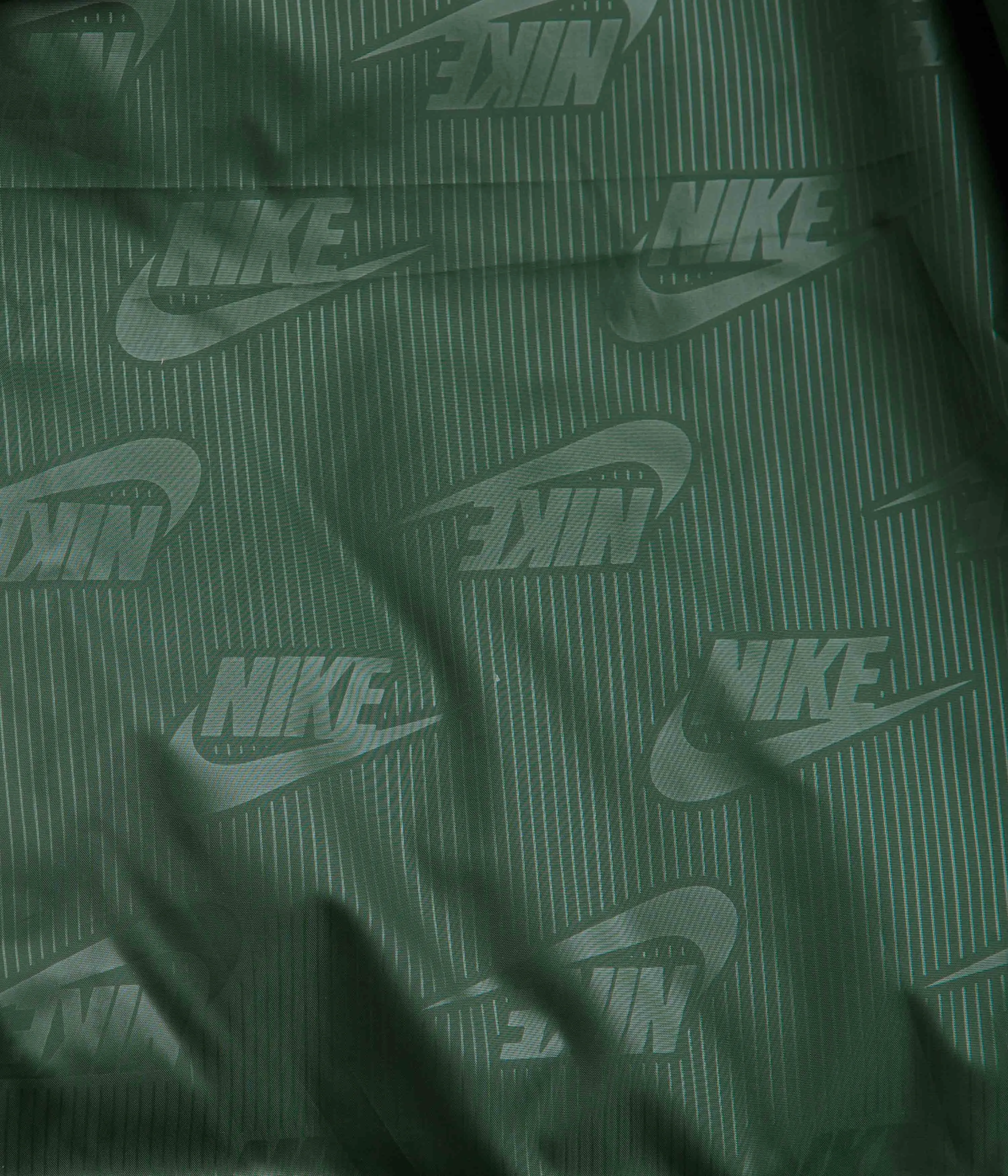 Nike Club Puffer Jacket - Fir / White