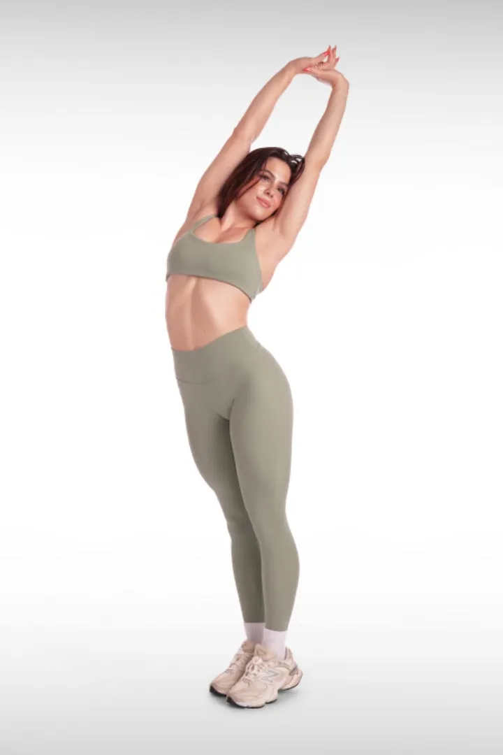 Paloma Crop